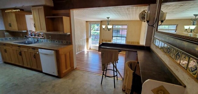 Foto del edificio - 1806 Cherry Orchard Dr