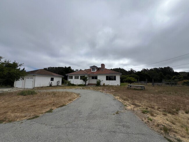 Building Photo - Coastal Retreat with Ocean & Valley Views ...