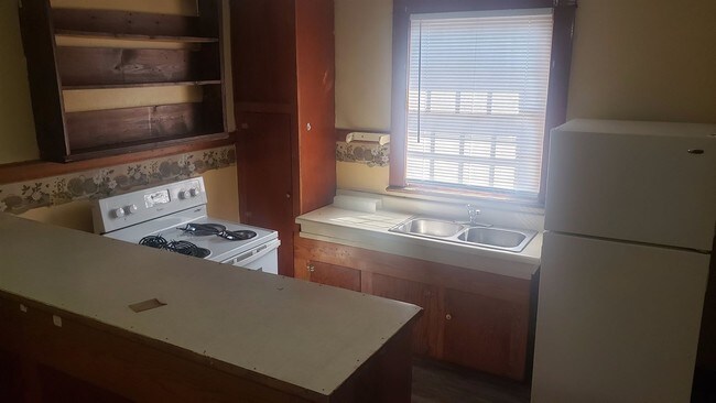 Foto del edificio - 1512 Christine Ave