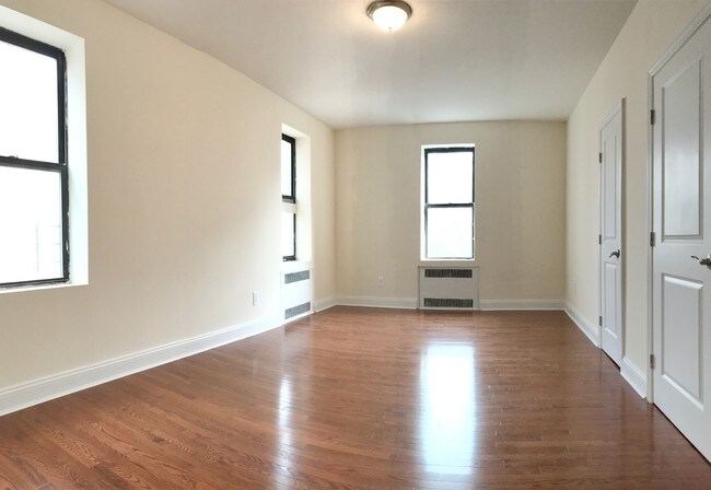 Building Photo - 715 Saint Marks Ave