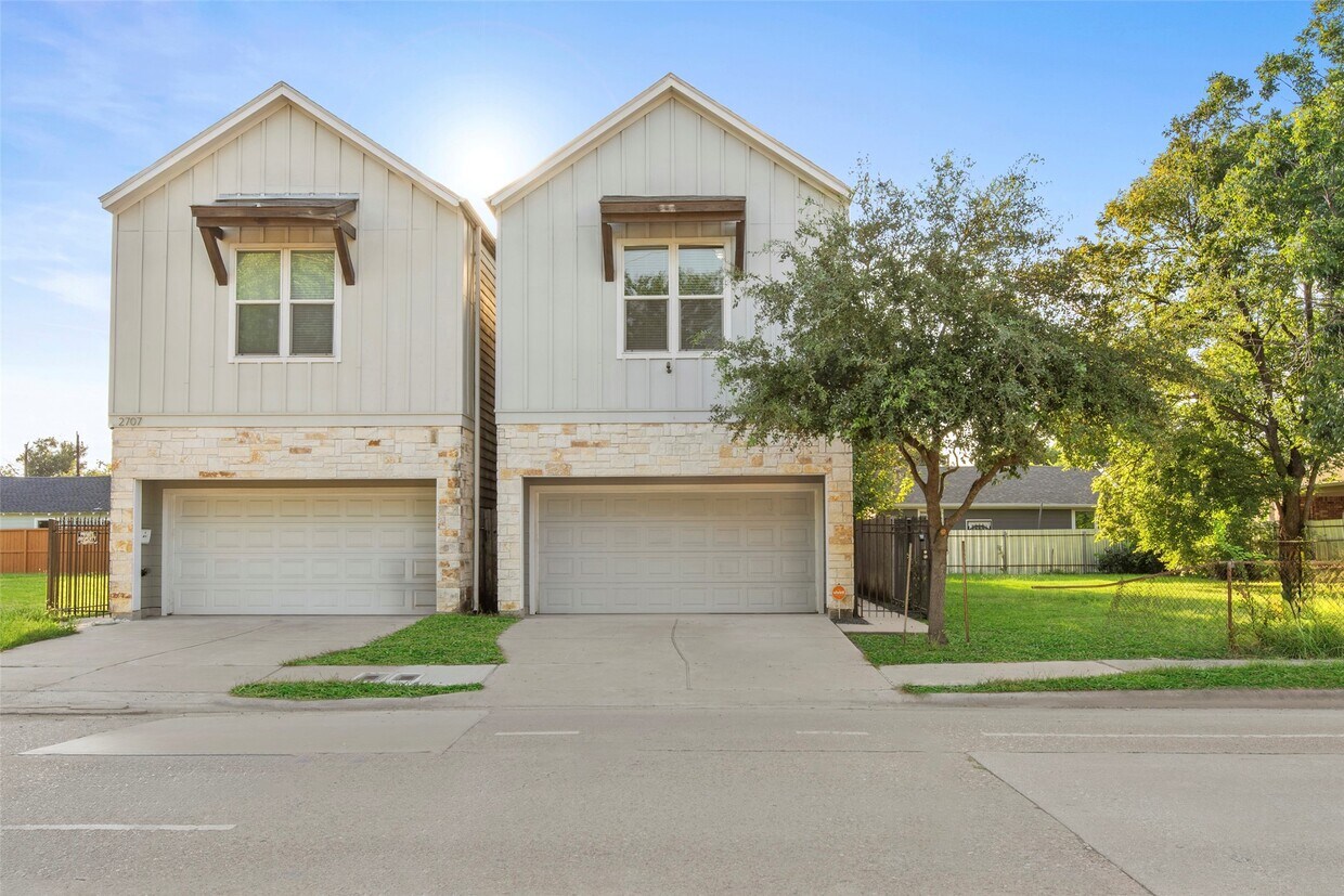Foto principal - 2709 Hardy St