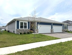 Building Photo - 718 Mallard Dr
