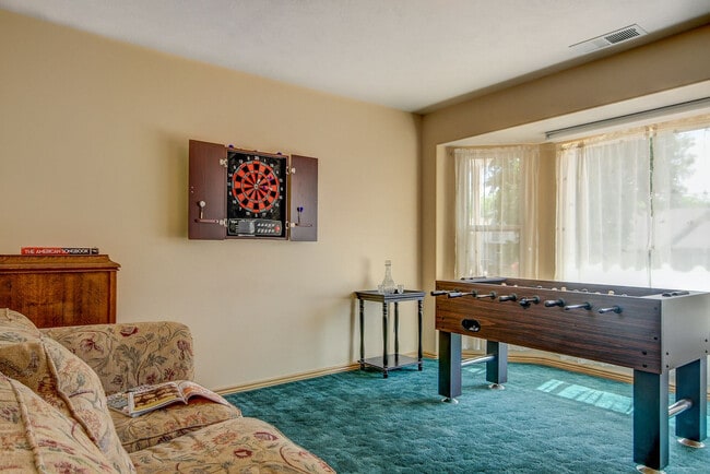 Building Photo - 575 S 60 E