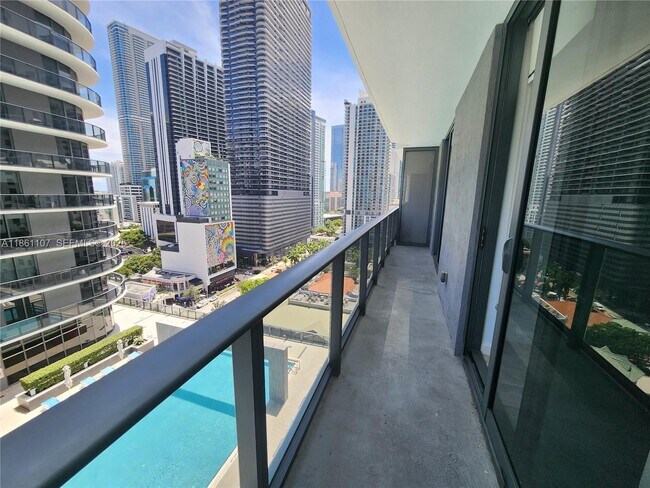 Foto del edificio - 55 SW 9th St