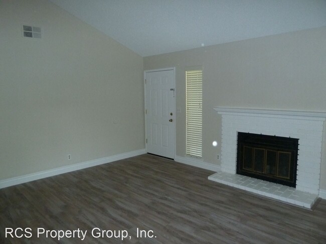 Foto del edificio - 2 br, 2 bath House - 5290 Makati Circle