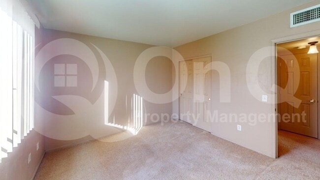 Building Photo - 4011 N Stone Ave