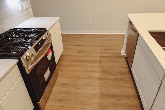 Foto del edificio - 8526 Blueberry Ash St