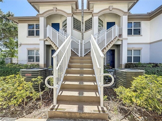 Building Photo - 3200 N Haverhill Rd