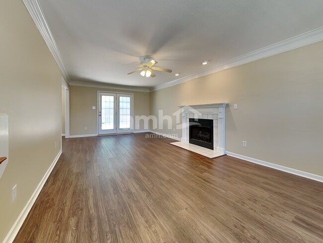 Building Photo - 2534 Fernbank Rd