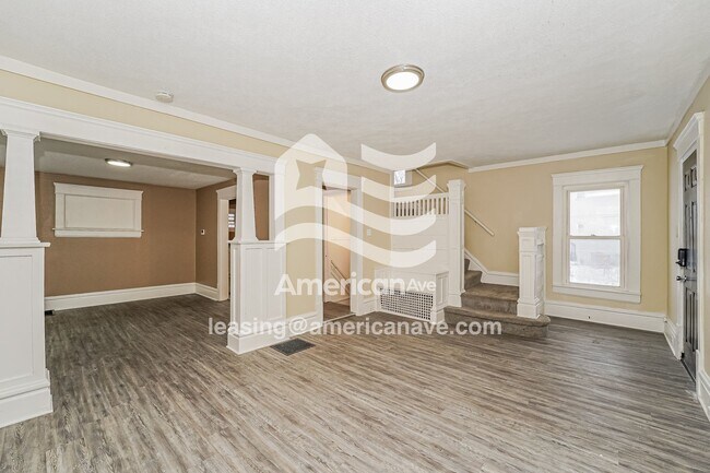 Foto del edificio - 1494 Preston Ave