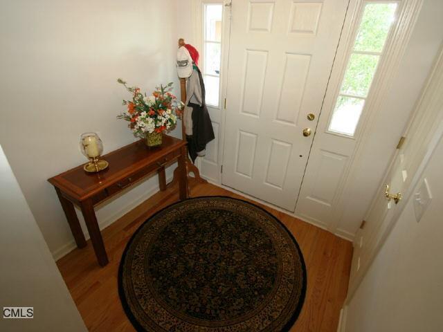 Building Photo - 1301 Briar Woods Ln