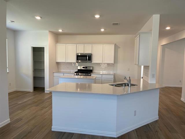 Foto del edificio - 1115 Mahogany Ln