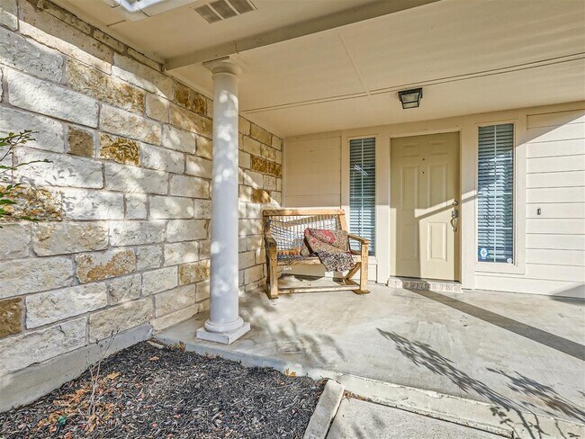 Foto del edificio - 13313 John Tyler St