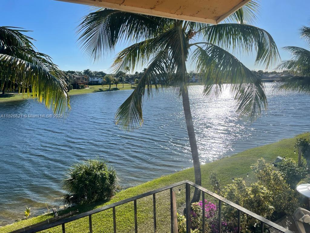 Foto principal - 6862 NW 173rd Dr