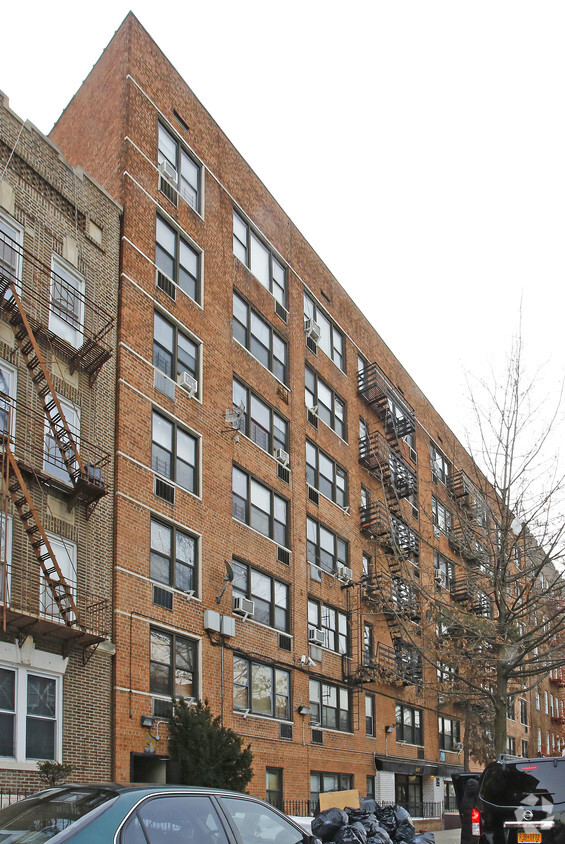 Primary Photo - 405 E 16th St