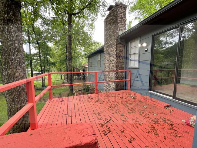 Foto del edificio - Sherwood 3 bedroom Home