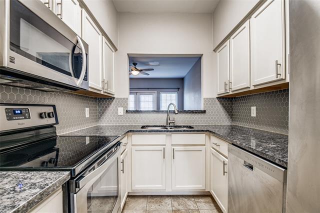 Foto del edificio - 9801 Royal Ln