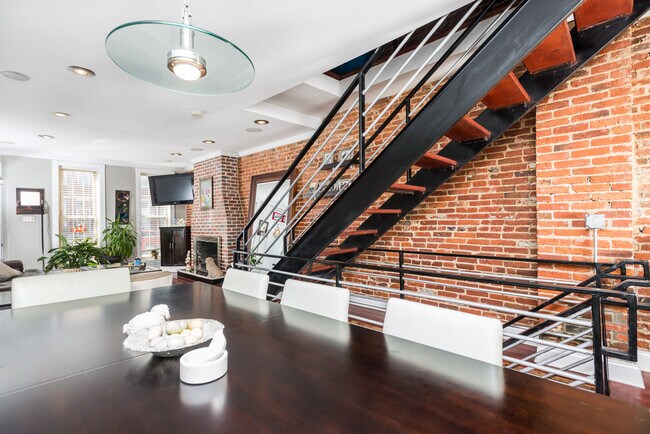 Foto del edificio - 444 E Fort Ave