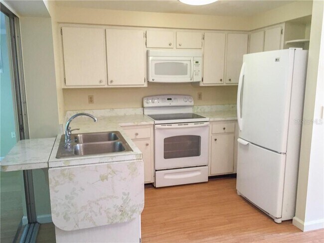 Foto del edificio - 4308 Hymount Ave