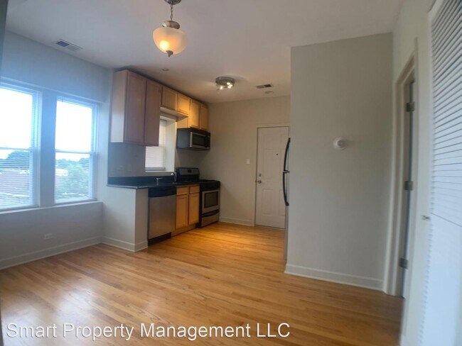 Building Photo - 1 br, 1 bath House - 2549 N. Laramie Ave. ...