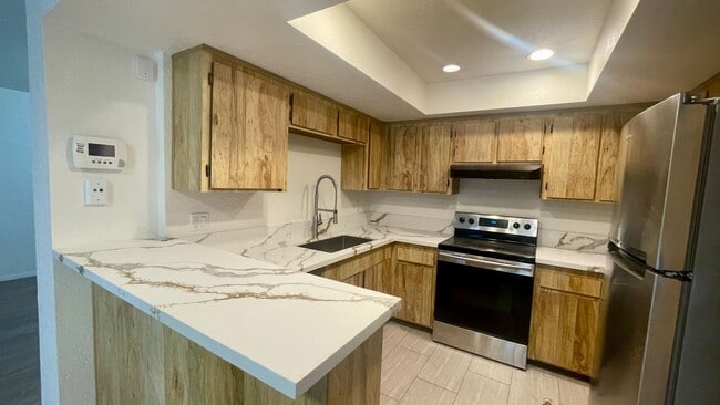 Building Photo - 671 Copper Dr