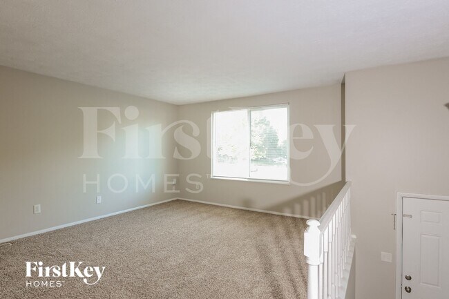 Foto del edificio - 6830 Littleton Dr