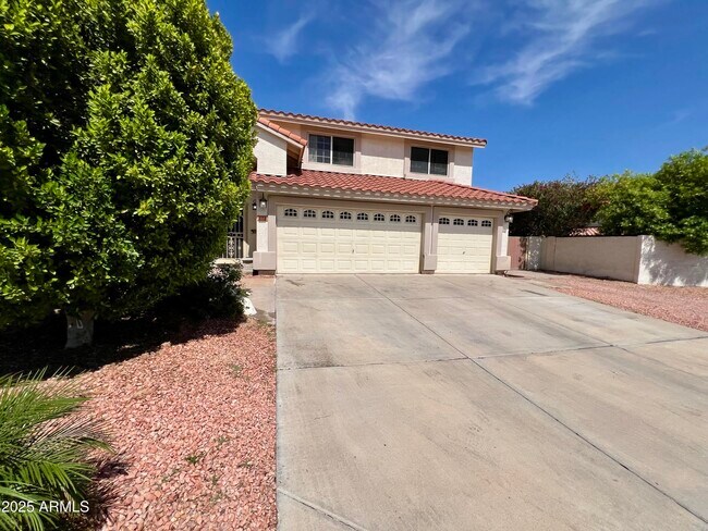 Building Photo - 12721 N 58th Dr
