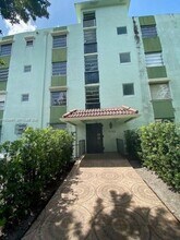 Building Photo - 1530 SW 2nd St