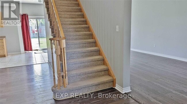 Building Photo - 277 Country Ln