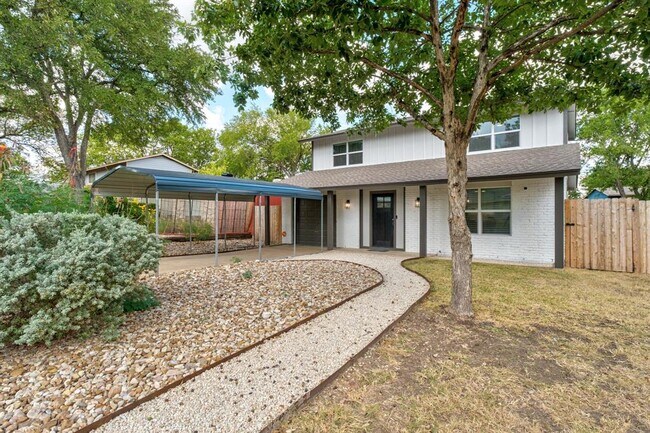 Building Photo - 500 Arbor Ln