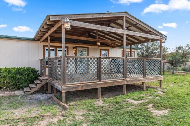 Foto del edificio - 4120 Marigold St