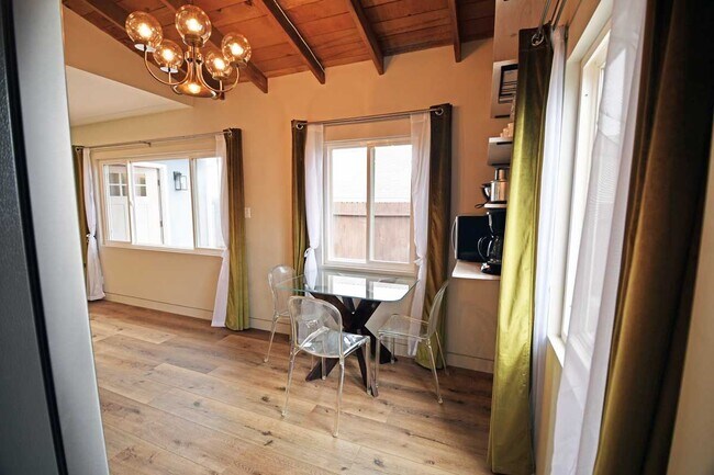 Foto del edificio - 117 Kenneth St