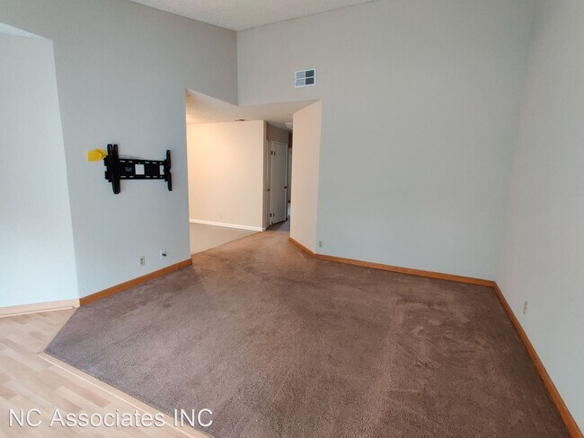 Building Photo - 6252 Civic Terrace Ave