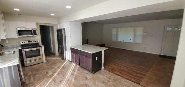 Foto del edificio - 12316 Rambling Ln