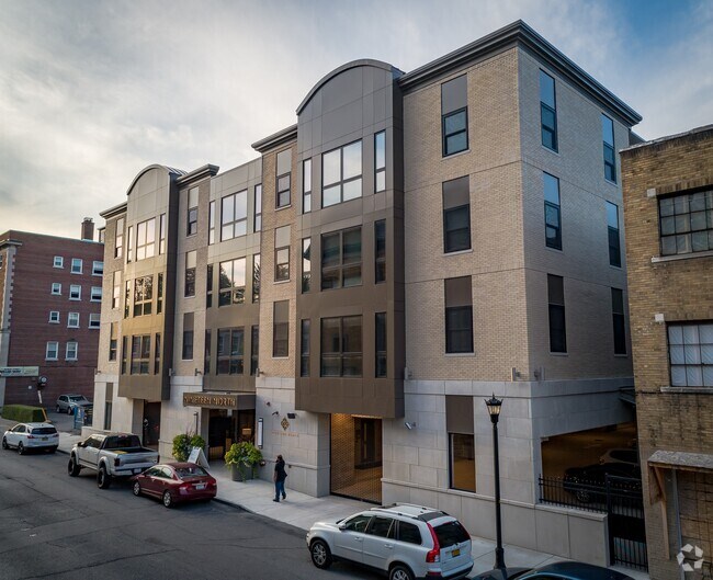 Masten Park Apartments for Rent with High Ceilings - Buffalo, NY - 6