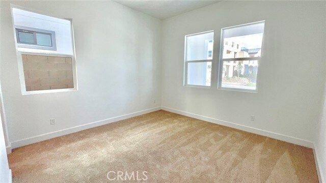 Building Photo - 105 Shear