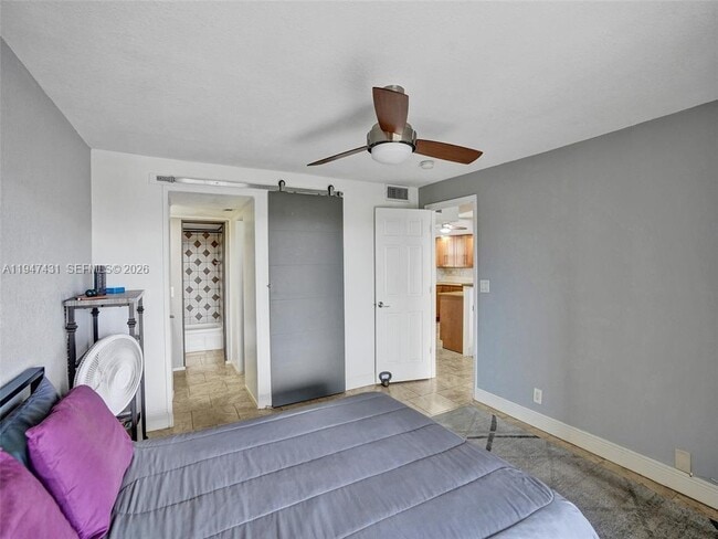 Foto del edificio - 2304 S Cypress Bend Dr