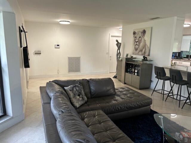 Foto del edificio - 2400 SW 86th Ave