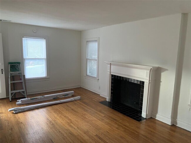 Foto del edificio - 4810 Hazard St