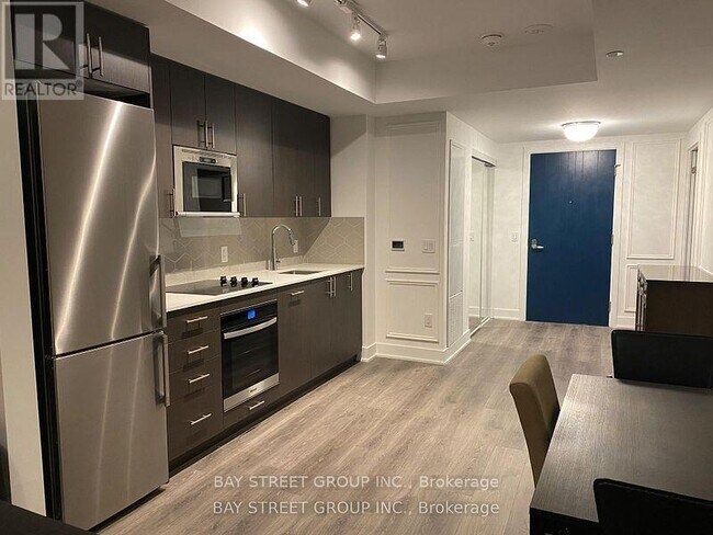 Photo du bâtiment - 2545 Simcoe St N
