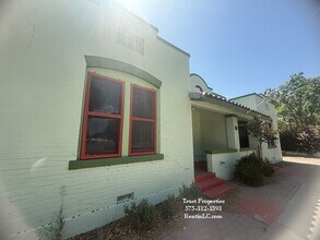 Building Photo - 319 N Miranda St