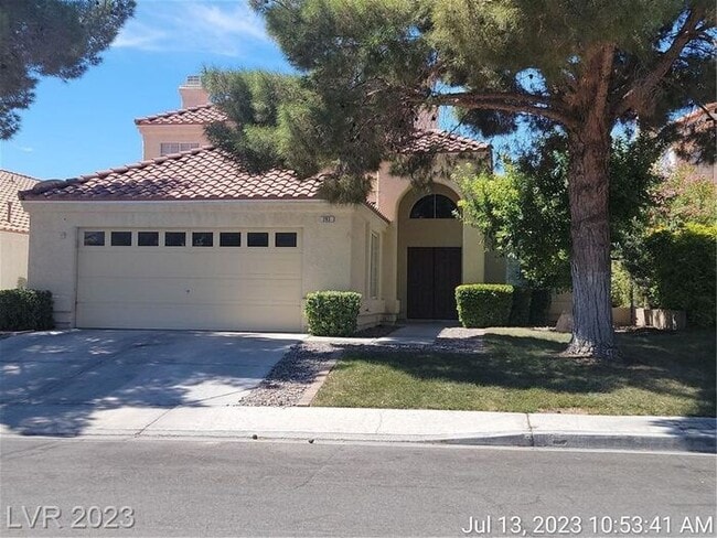 Foto del edificio - COMING SOON -- Ready by end of April