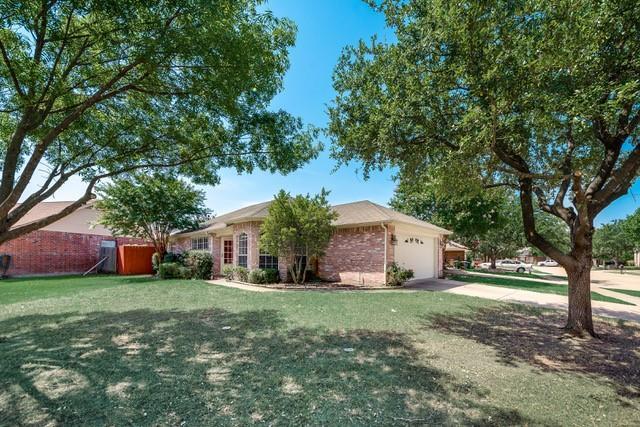 Foto del edificio - 2323 Brookview Dr