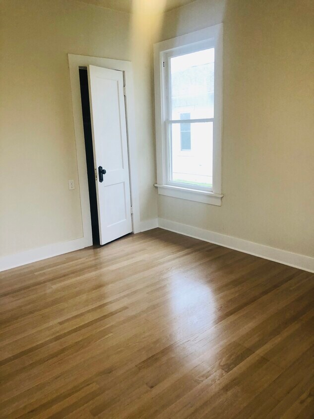 1701 Clover Ln, Fort Worth, TX 76107 House Rental in Fort Worth, TX