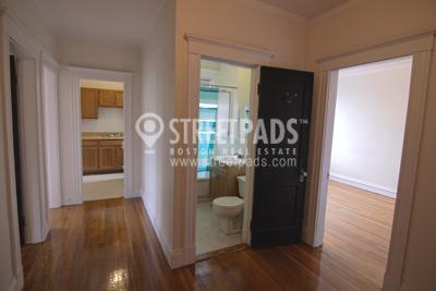 Building Photo - 2 bedroom in Malden MA 02148