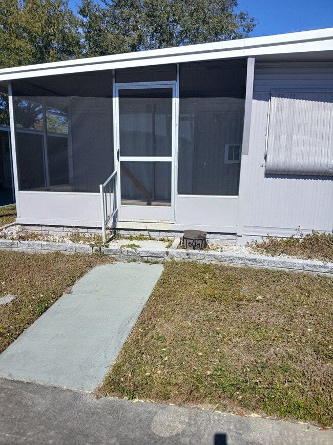 Photo - 2505 E Bay Dr House