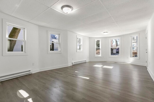 Building Photo - 77 Bellevue Ave