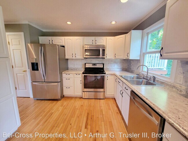 Building Photo - 3 br, 2.5 bath House - 101 Cadet Ct