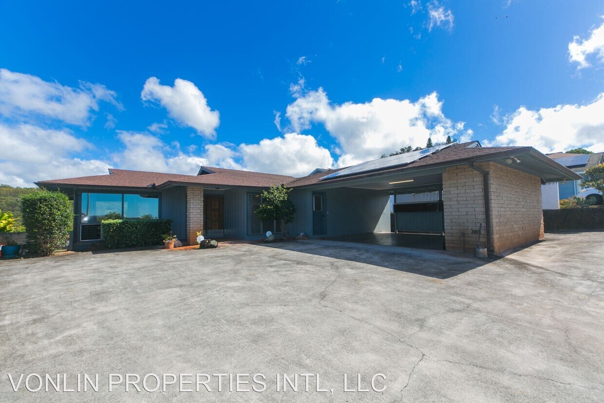 9814391439 Kaonohi St, Aiea, HI 96701 House Rental in Aiea, HI