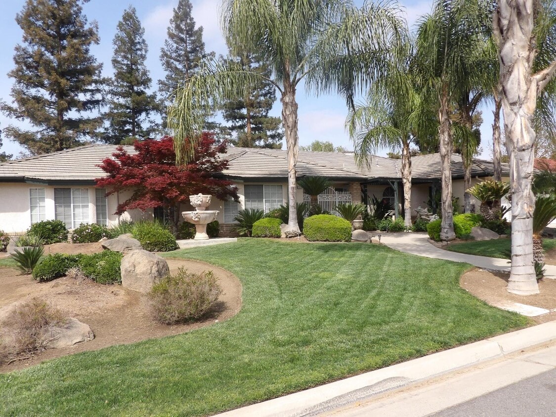 5154 W Birch Ave, Fresno, CA 93722 House Rental in Fresno, CA